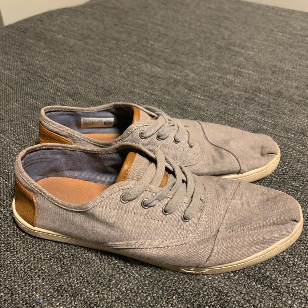 TOMS casual shoes Size 8